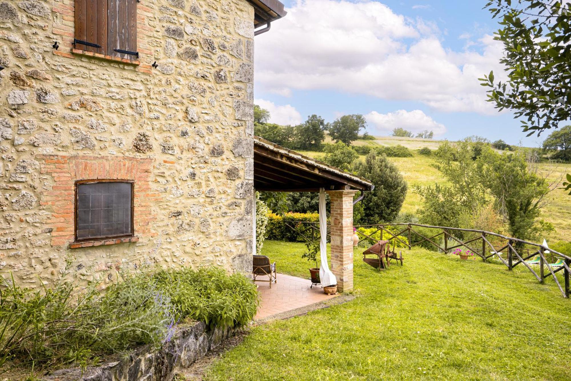 Agriturismo Bio Tra Cielo E Terra Frontignano Exterior photo
